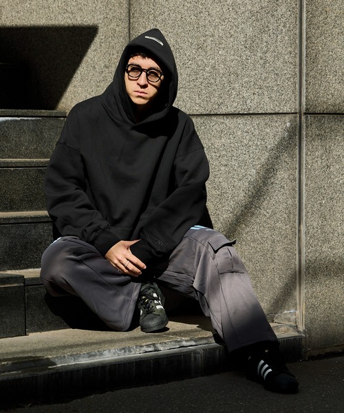 FOG ESSENTIALS パーカー男女兼用 高級感フート付き後ろLOGO FOG ESSENTIALS パーカー男女兼用 高級感 フート付き 後ろLOGO - メルカリ