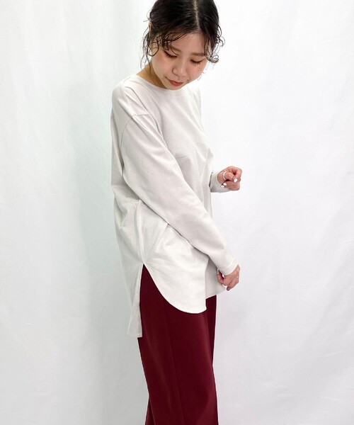 fredy repit(フレディレピ)の「ラウンドヘムロンT(Tシャツ/カットソー・レディース・ライトグレー/オフホワイト・38)」の8枚目の写真