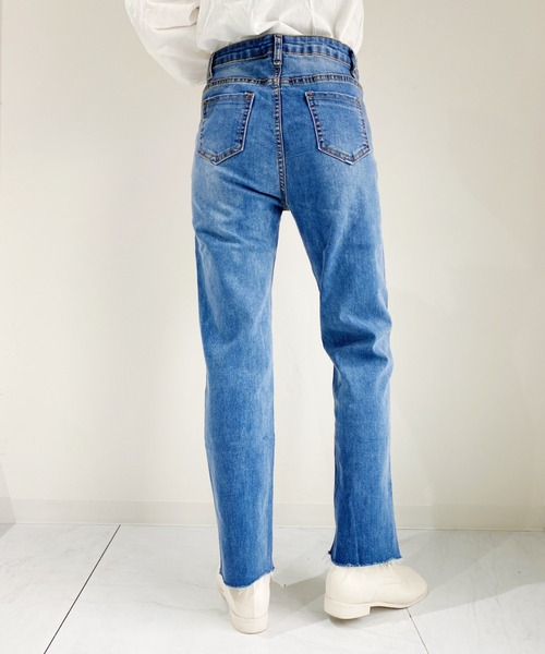 CLEA(クレア)の「カットオフデニム(デニムパンツ・レディース・ブルー・M)」の5枚目の写真