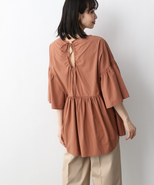 A part by（アパートバイ）の「Coペプラムリボン半袖ブラウス 947034（シャツ/ブラウス・レディース・ライトブルー/ブラック/オフホワイト/オレンジ系その他5・FREE）」の14枚目の写真