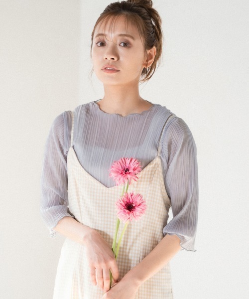 mysty woman（ミスティウーマン）の「シアプリーツメロープルオーバー 941795（Tシャツ/カットソー・レディース・ブラック/アイボリー/グレイッシュブルー/ピンクベージュ・FREE）」の3枚目の写真