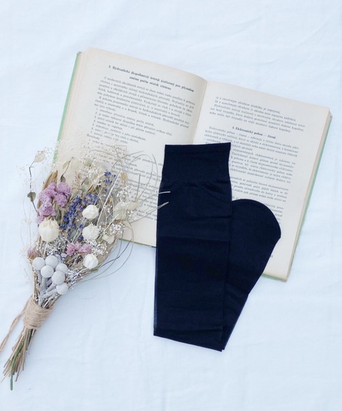 Loueme(ルエム)の「20Dシアーハイソックス(ソックス/靴下・レディース・ホワイト/ブラック・FREE)」の10枚目の写真