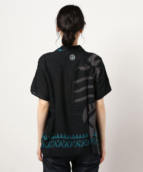 チャイハネ(チャイハネ)の「【チャイハネ】プエブロシャツ(シャツ/ブラウス・レディース・ホワイト/ブラック/ブラウン/イエロー/ブルー・FREE)」の9枚目の写真