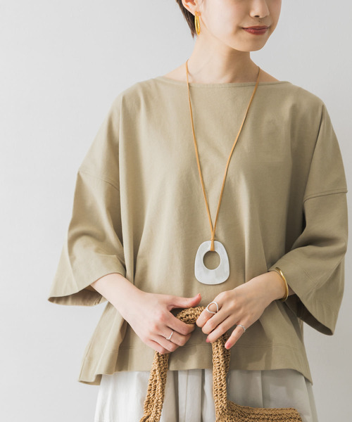 URBAN RESEARCH（アーバンリサーチ）の「UR TECH(UVカット)+抗菌 機能付 ショート丈オーバーTシャツ（Tシャツ/カットソー・レディース・カーキ/ブラウン系その他/オフホワイト・FREE）」の3枚目の写真