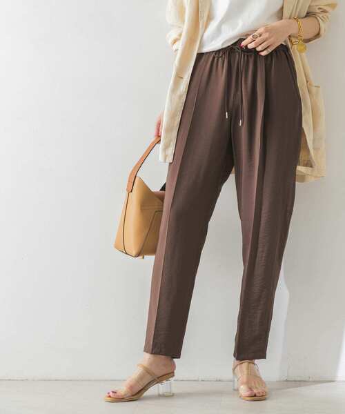 URBAN RESEARCH(アーバンリサーチ)の「RyNyポプリンドロストテーパードパンツ(その他パンツ・レディース・ブラウン/ベージュ/ブルー・38/34/36)」の18枚目の写真