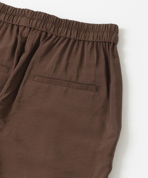 URBAN RESEARCH(アーバンリサーチ)の「RyNyポプリンドロストテーパードパンツ(その他パンツ・レディース・ブラウン/ベージュ/ブルー・38/34/36)」の13枚目の写真