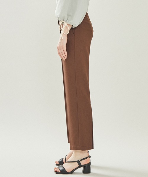ELIN（エリン）の「【ELIN(エリン)】バックスリットパンツ 12101-21-1503（その他パンツ・レディース・ベージュ/ダークブラウン・36/38）」の3枚目の写真