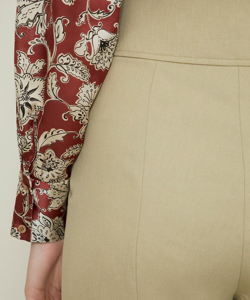 ELIN（エリン）の「【ELIN(エリン)】バックスリットパンツ 12101-21-1503（その他パンツ・レディース・ベージュ/ダークブラウン・36/38）」の14枚目の写真