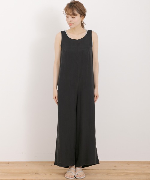 URBAN RESEARCH Sonny Label（アーバンリサーチサニーレーベル）の「シルキーデシンオールインワン（サロペット/オーバーオール・レディース・ブラック/ベージュ・38/36）」の11枚目の写真