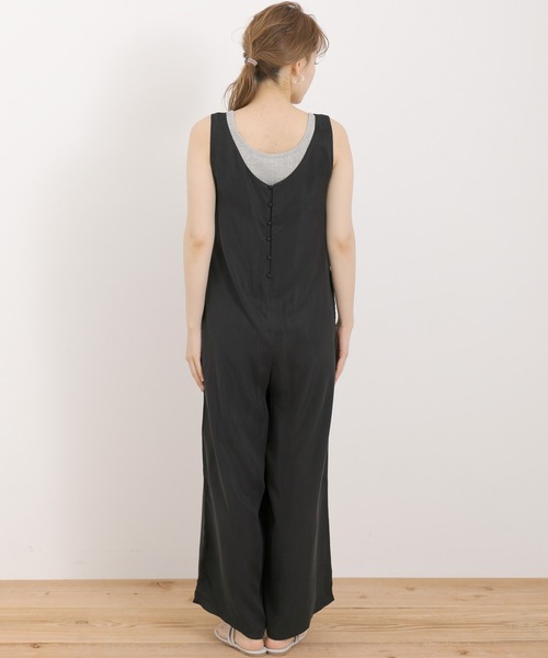 URBAN RESEARCH Sonny Label（アーバンリサーチサニーレーベル）の「シルキーデシンオールインワン（サロペット/オーバーオール・レディース・ブラック/ベージュ・38/36）」の6枚目の写真
