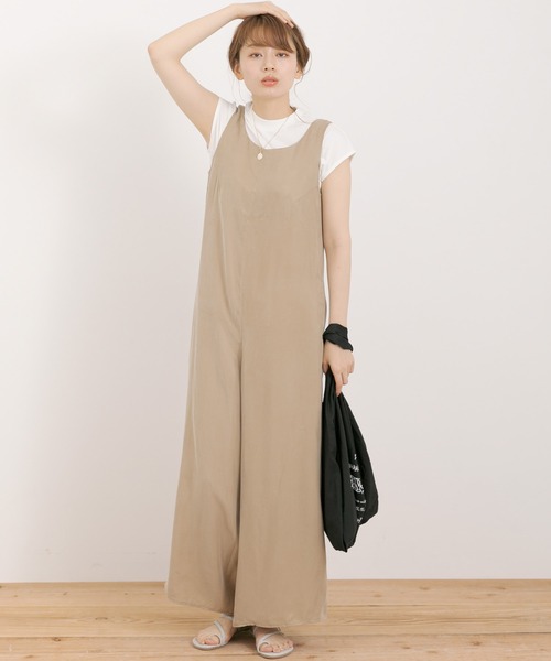 URBAN RESEARCH Sonny Label（アーバンリサーチサニーレーベル）の「シルキーデシンオールインワン（サロペット/オーバーオール・レディース・ブラック/ベージュ・38/36）」の15枚目の写真