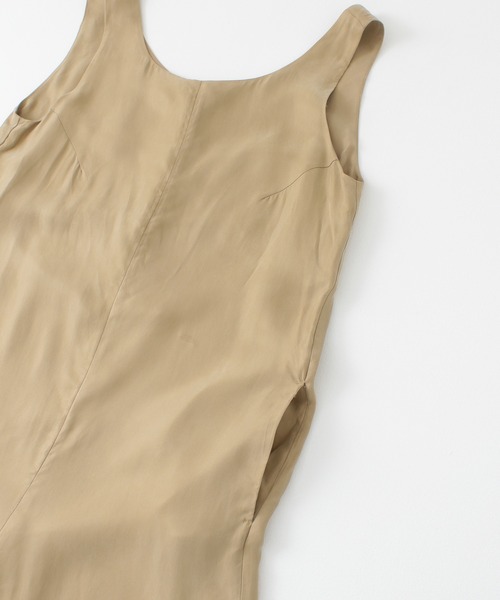 URBAN RESEARCH Sonny Label（アーバンリサーチサニーレーベル）の「シルキーデシンオールインワン（サロペット/オーバーオール・レディース・ブラック/ベージュ・38/36）」の14枚目の写真