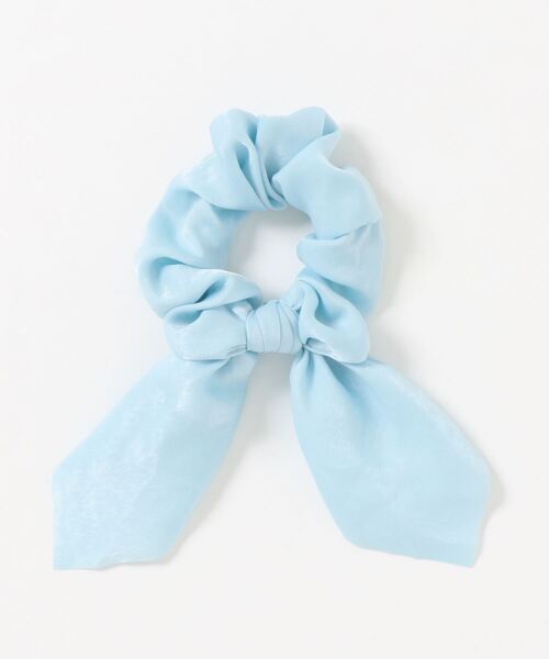 VIBGYOR Women(ヴィブジョー ウィメン)の「【float】光沢 リボン シュシュ【12色展開】(シュシュ・レディース・ホワイト/ブラック/ネイビー/グレー/イエロー/ワイン/スカイブルー/サーモンピンク/スモークピンク/チャコール/マスタード/エメラルドブルー/ピンク/アイボリー/ブラウン/カーキ/サックスブルー・FREE)」の8枚目の写真