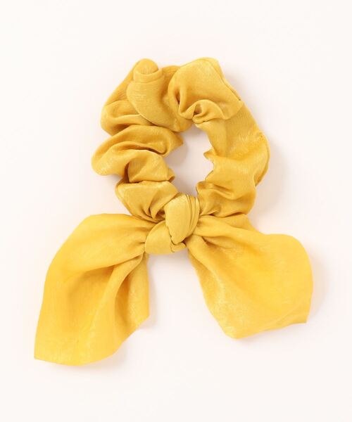 VIBGYOR Women(ヴィブジョー ウィメン)の「【float】光沢 リボン シュシュ【12色展開】(シュシュ・レディース・ホワイト/ブラック/ネイビー/グレー/イエロー/ワイン/スカイブルー/サーモンピンク/スモークピンク/チャコール/マスタード/エメラルドブルー/ピンク/アイボリー/ブラウン/カーキ/サックスブルー・FREE)」の13枚目の写真