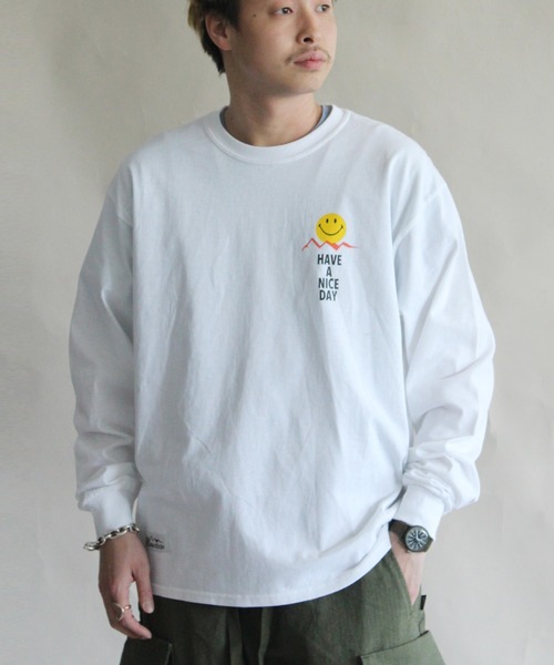 MANASTASH（マナスタッシュ）の「MANASTASH/マナスタッシュ　SMILE MOON LS TEE スマイルムーンロングスリーブティー 7113110（Tシャツ/カットソー・メンズ・ブラック/ダークブラウン/ブラック系その他・MEDIUM/LARGE/X-LARGE）」の4枚目の写真
