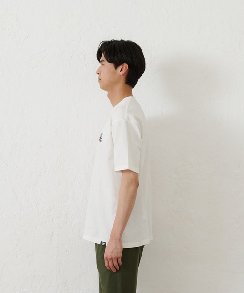 OUTDOOR PRODUCTS APPAREL(アウトドアプロダクツアパレル)の「USAコットン ヘビーウェイトワンポイントCAMPモチーフ刺繍Tシャツ(Tシャツ/カットソー・メンズ・ホワイト/ブラック/ベージュ/ネイビー/カーキ/ホワイト系その他・MEDIUM/LARGE/X-LARGE)」の21枚目の写真