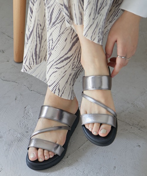 Fashion Letter(ファッションレター)の「ストラップデザインサンダル 痛くないサンダル(サンダル・レディース・ブラック/シルバー・LL/M/L/S)」の12枚目の写真