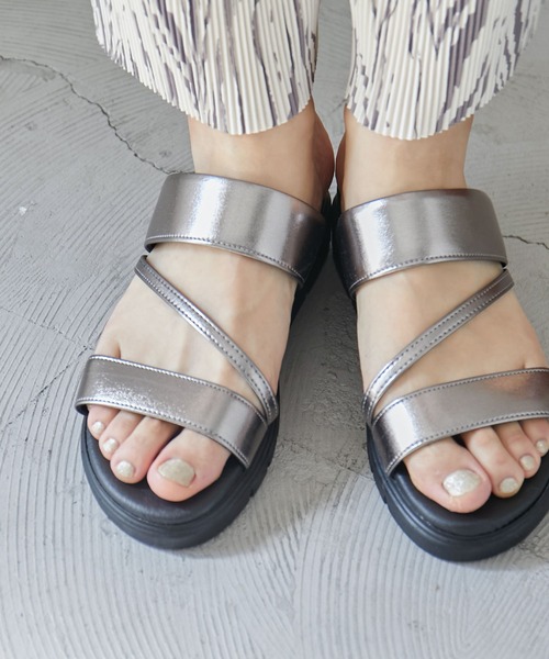 Fashion Letter(ファッションレター)の「ストラップデザインサンダル 痛くないサンダル(サンダル・レディース・ブラック/シルバー・LL/M/L/S)」の15枚目の写真