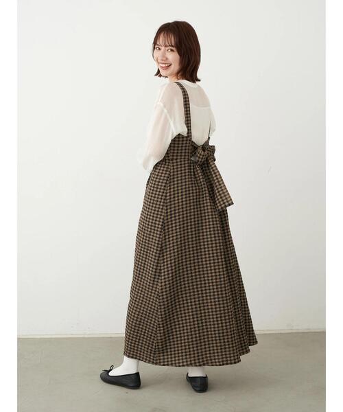 earth music&ecology（アースミュージックアンドエコロジー）の「前後2WAYサイドスリットシアーシャツ ＊（シャツ/ブラウス・レディース・ダークベージュ/ミント/オフホワイト・FREE）」の19枚目の写真