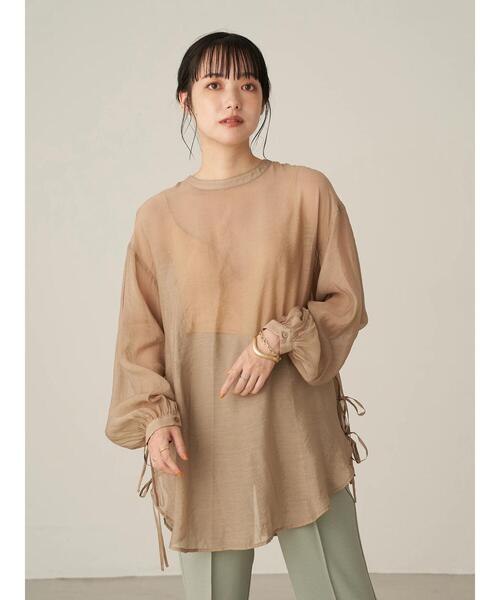 earth music&ecology（アースミュージックアンドエコロジー）の「前後2WAYサイドスリットシアーシャツ ＊（シャツ/ブラウス・レディース・ダークベージュ/ミント/オフホワイト・FREE）」の15枚目の写真