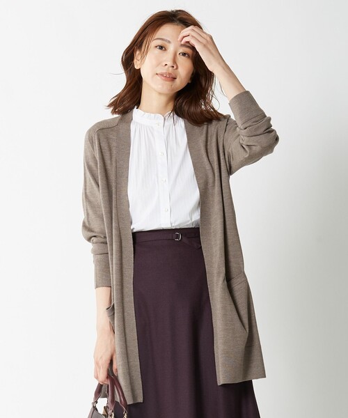 J.PRESS(ジェイプレス)の「【洗える】KNIT BASIC カーディガン(カーディガン/ボレロ・レディース・ライトグレー系/ブラウン系/ネイビー系/ダルブルー系/ワイン系・F)」の3枚目の写真