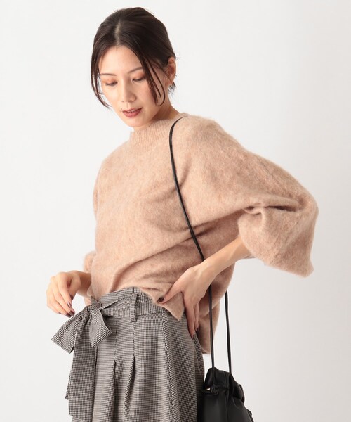 SOUP（スープ）の「◆【モヘヤ混】ドルマンスリーブ ゆるシルエットニット（ニット/セーター・レディース・ベージュ/ライトパープル/グレー・11/09/07）」の16枚目の写真