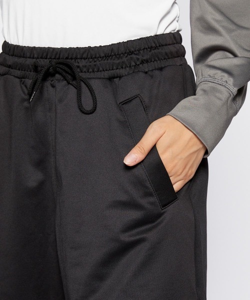 FILA（フィラ）の「【FILA:フィラ】レディース 水陸両用 ハーフパンツ /トラックショーツ（その他パンツ・レディース・ブラック/ネイビー/ブラウン/グレー・MEDIUM/LARGE/X-LARGE）」の20枚目の写真
