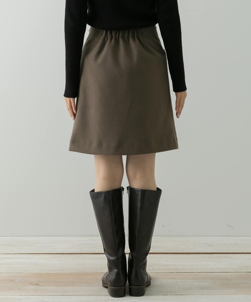 URBAN RESEARCH Sonny Label（アーバンリサーチサニーレーベル）の「メルトン風台形ミニスカート（スカート・レディース・ブラック/ブラウン/グレー系その他・36/38）」の22枚目の写真