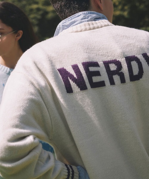 NERDY(ノルディ)の「NERDY Logo Crewneck Sweater / ノルディー クルーネック セーター(ニット/セーター・レディース・ホワイト/ブラック/パープル・S/M)」の12枚目の写真