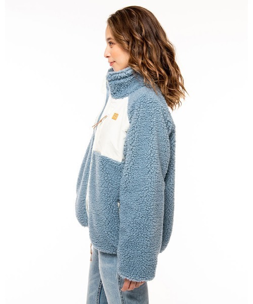 BILLABONG(ビラボン)の「BILLABONG レディース 【A/Div.】 ADIV BOA FLEECE JACK ジャケット 【2021年秋冬モデル】/ビラボンモコモコボアブルゾン(ブルゾン・レディース・ブラウン/オフホワイト/ブルー・MEDIUM/LARGE)」の6枚目の写真
