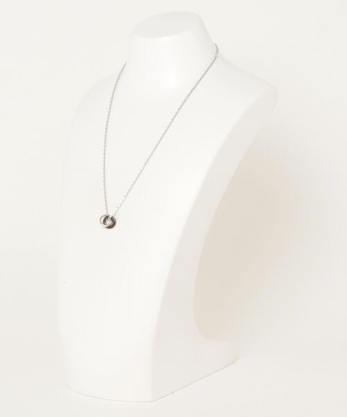 LION HEART(ライオンハート)の「LH for Gift ロゴダブルリングネックレス/コンビネーションカラー/シルバー925(ネックレス・メンズ・シルバー×ブラック・50cm)」の3枚目の写真