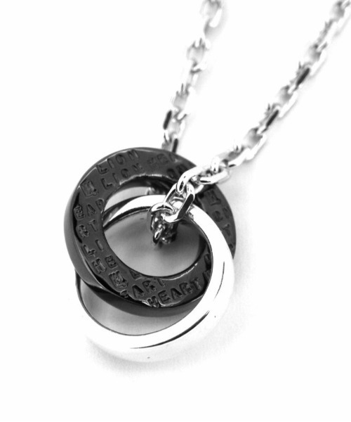 LION HEART(ライオンハート)の「LH for Gift ロゴダブルリングネックレス/コンビネーションカラー/シルバー925(ネックレス・メンズ・シルバー×ブラック・50cm)」の4枚目の写真