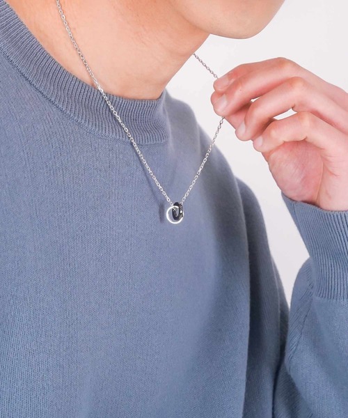 LION HEART(ライオンハート)の「LH for Gift ロゴダブルリングネックレス/コンビネーションカラー/シルバー925(ネックレス・メンズ・シルバー×ブラック・50cm)」の17枚目の写真