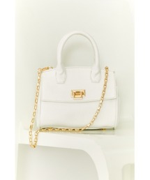 フラップハンドルショルダーバッグ