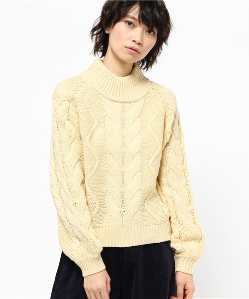 Chico（チコ）の「袖ボリュームケーブルニット（ニット/セーター・レディース・グレー/ピンク/イエロー/ホワイト・FREE）」の11枚目の写真