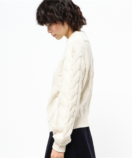 Chico（チコ）の「袖ボリュームケーブルニット（ニット/セーター・レディース・グレー/ピンク/イエロー/ホワイト・FREE）」の6枚目の写真