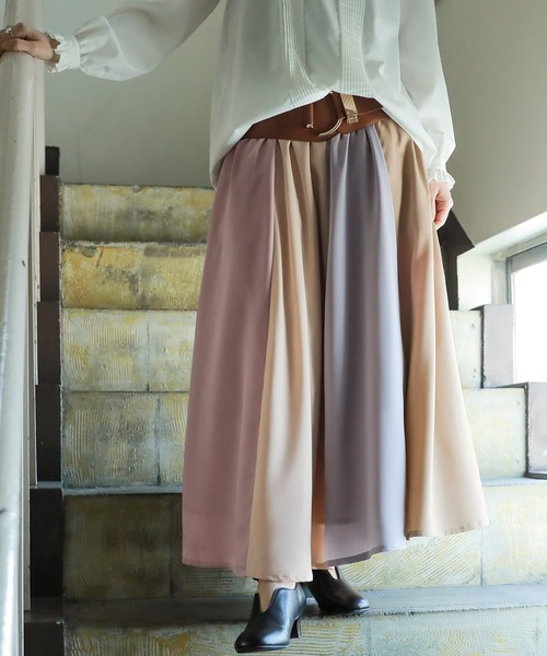 osharewalker（オシャレウォーカー）の「【廃盤】『配色切替フレアスカート』（スカート・レディース・ベージュ/ネイビー・FREE）」の18枚目の写真