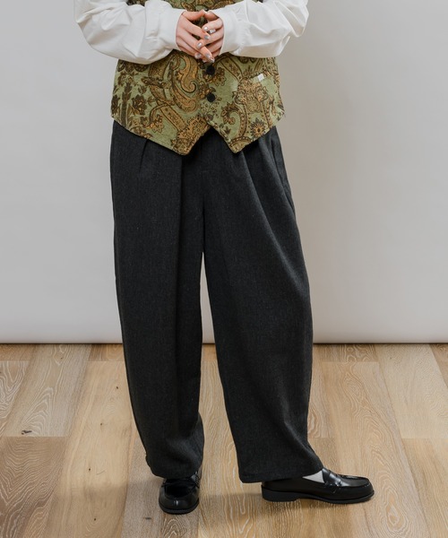 MUHET（ミュエータ）の「【セットアップ可能】バギーパンツ（その他パンツ・レディース・チャコールグレー/ブラウン/グリーン・SMALL/MEDIUM/X-LARGE）」の2枚目の写真