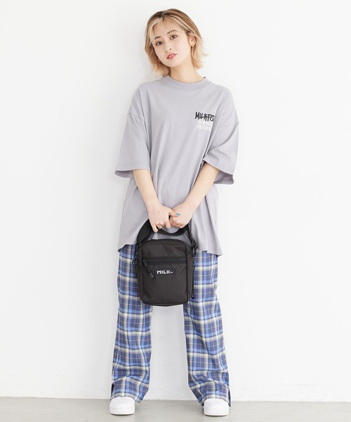MILKFED.(ミルクフェド)の「RECTANGLE SHOULDER BAG/ ショルダーバッグ(ショルダーバッグ・レディース・ブラック/レッド/ライトパープル・ONE SIZE)」の18枚目の写真