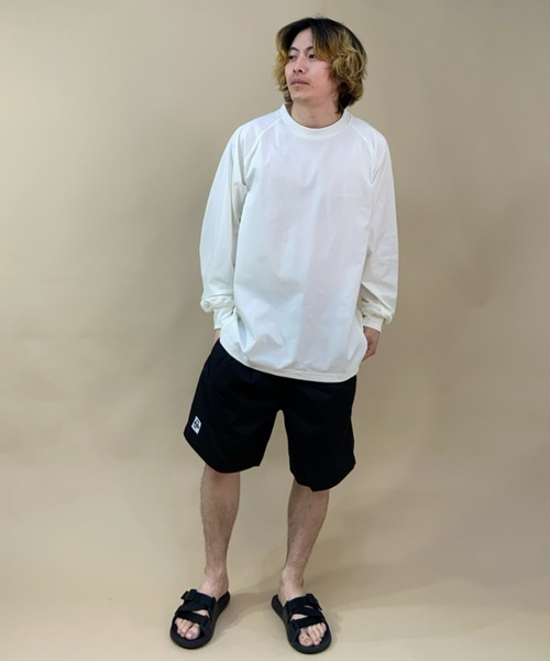 Quiksilver(クイックシルバー)の「【ムラサキスポーツ別注】QUIKSILVER/クイックシルバー UVケア 速乾 水陸両用 オーバーサイズ バックプリントロンT/ユーティリティTシャツ ラッシュガード QLY222602M(ラッシュガード・メンズ・ホワイト/グレー/ブラック・L/M/XL)」の11枚目の写真