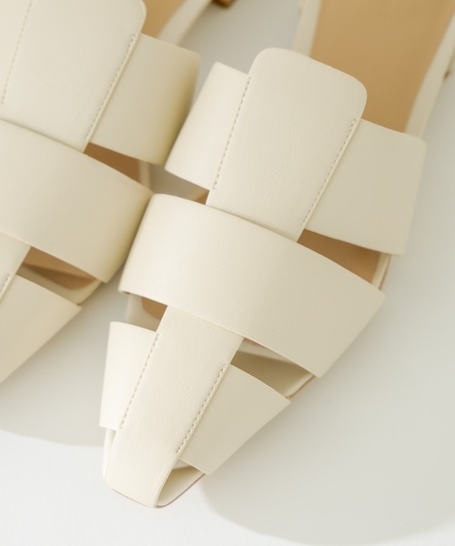 mystic（ミスティック）の「[LE VERNIS] グルカサンダル（サンダル・レディース・ブラック/ホワイト・24.5cm/23.5cm）」の7枚目の写真