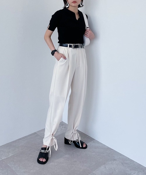 PAGEBOY（ページボーイ）の「ランダムリブポロニット（ニット/セーター・レディース・ブラック/オフホワイト/コーラルピンク・FREE）」の11枚目の写真