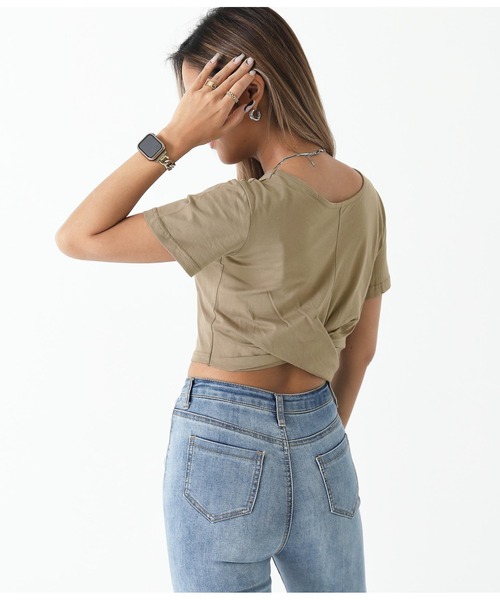 ANAP(アナップ)の「ツイスト2WAYトップスTシャツ(Tシャツ/カットソー・レディース・ホワイト/グレー/ブラック/グレイッシュベージュ・FREE)」の15枚目の写真