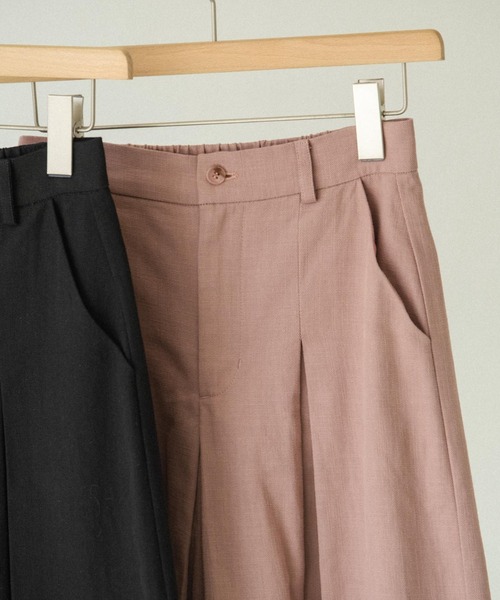 idem（イデム）の「【ZOZOTOWN限定】tuck half pants/タックハーフパンツ【Sサイズ展開あり】（その他パンツ・レディース・ブラック/アイボリー/スモークピンク・SMALL/FREE）」の12枚目の写真