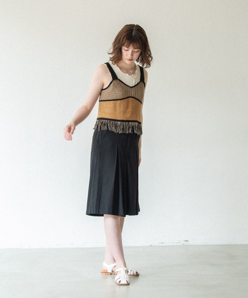 idem（イデム）の「【ZOZOTOWN限定】tuck half pants/タックハーフパンツ【Sサイズ展開あり】（その他パンツ・レディース・ブラック/アイボリー/スモークピンク・SMALL/FREE）」の13枚目の写真