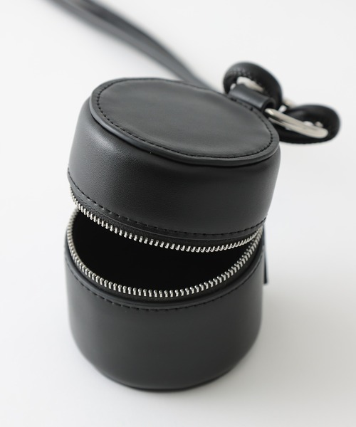 COLONY 2139（コロニートゥーワンスリーナイン）の「筒形2連ショルダーバッグ/マルチウェイバッグ（ショルダーバッグ・レディース・ブラック/パープル/グレー/オフホワイト・FREE）」の14枚目の写真