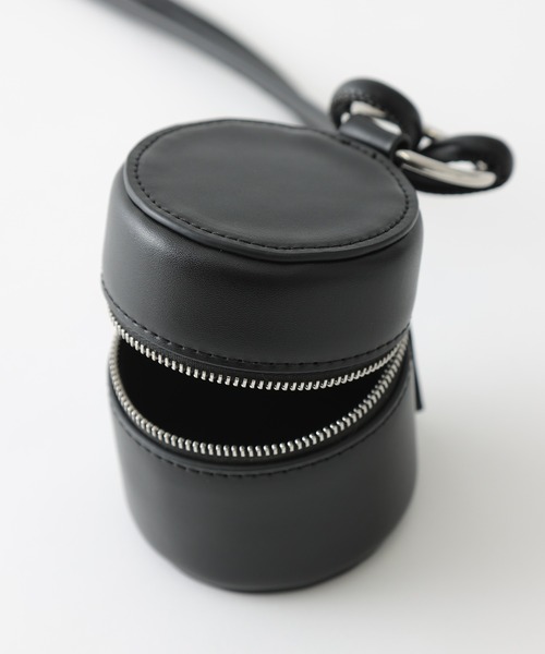 COLONY 2139（コロニートゥーワンスリーナイン）の「筒形2連ショルダーバッグ/マルチウェイバッグ（ショルダーバッグ・レディース・ブラック/パープル/グレー/オフホワイト・FREE）」の9枚目の写真