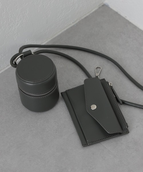 COLONY 2139（コロニートゥーワンスリーナイン）の「筒形2連ショルダーバッグ/マルチウェイバッグ（ショルダーバッグ・レディース・ブラック/パープル/グレー/オフホワイト・FREE）」の12枚目の写真