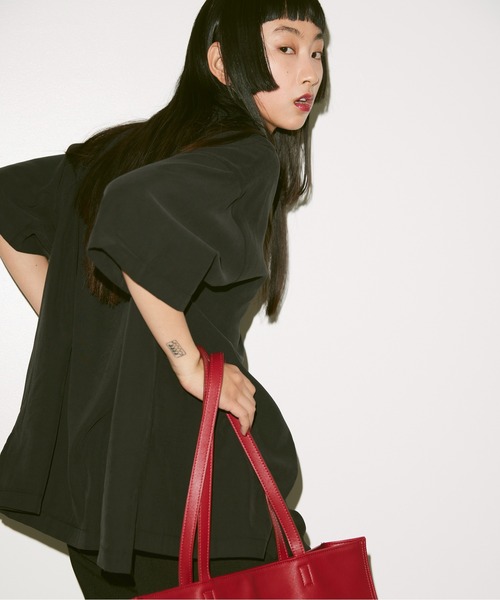 FEKETE（フェケテ）の「OVERSIZED SHIRT / オーバーフィットシャツ（シャツ/ブラウス・メンズ・ブラック/ピンク・MEDIUM/LARGE）」の6枚目の写真