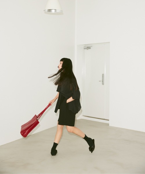 FEKETE（フェケテ）の「OVERSIZED SHIRT / オーバーフィットシャツ（シャツ/ブラウス・メンズ・ブラック/ピンク・MEDIUM/LARGE）」の14枚目の写真